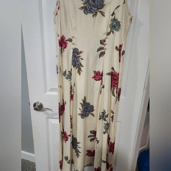 Vintage En Focus Cream Floral Sleeveless Maxi Dress in Size 13/14 - Picture 13 of 13